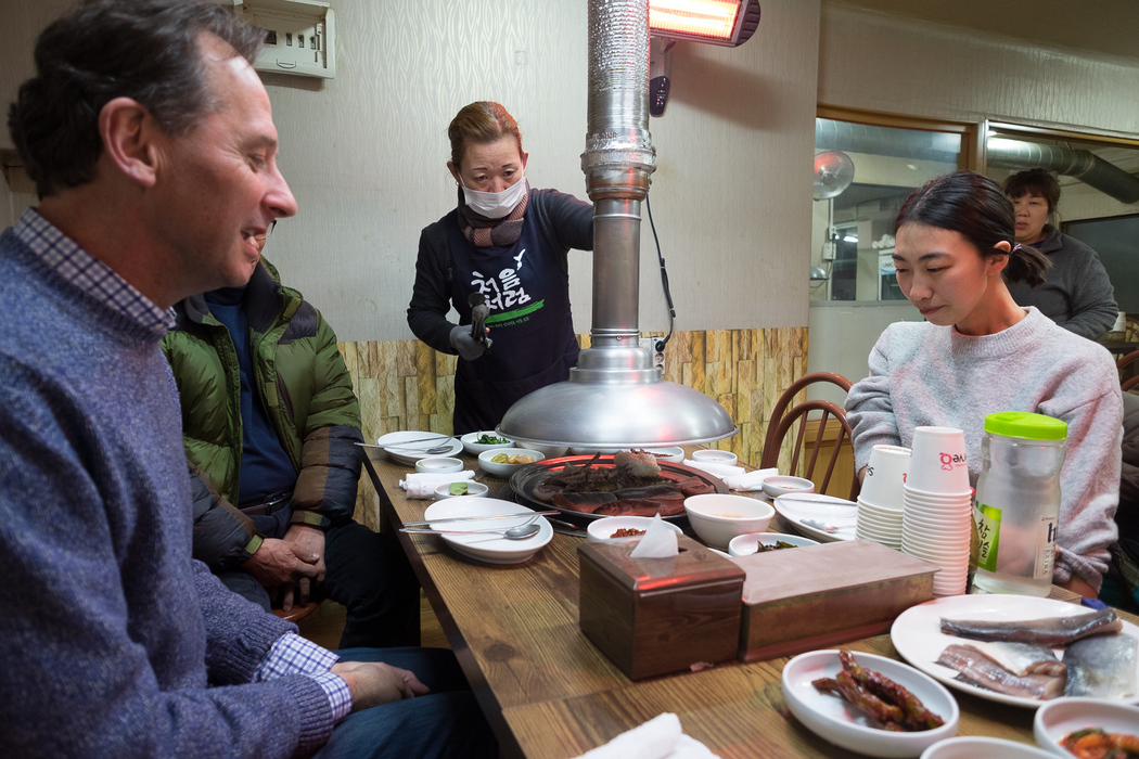 Grilled fish restaurant, Sokcho.