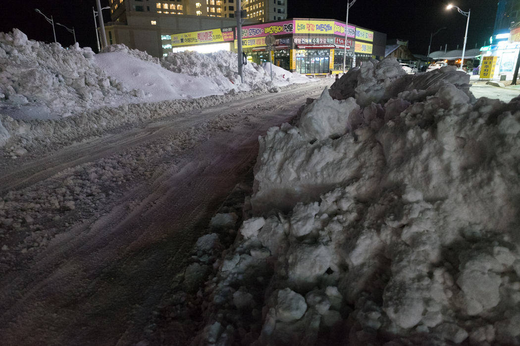 Snowdrifts in Sokcho.